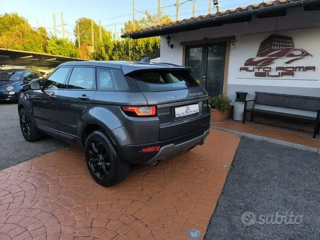 Usata Land Rover Range Rover evoque SE Dynamic 150 CV (110 kW) 2018 Grigio scuro SUV