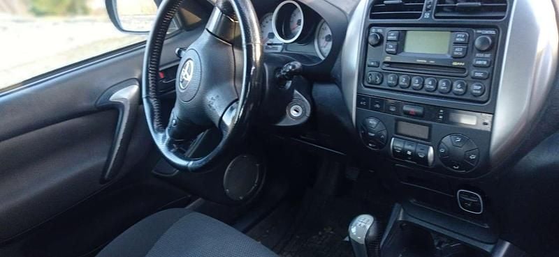 Usata Toyota RAV4 Sol 116 CV (85 kW) 2005 Nero SUV