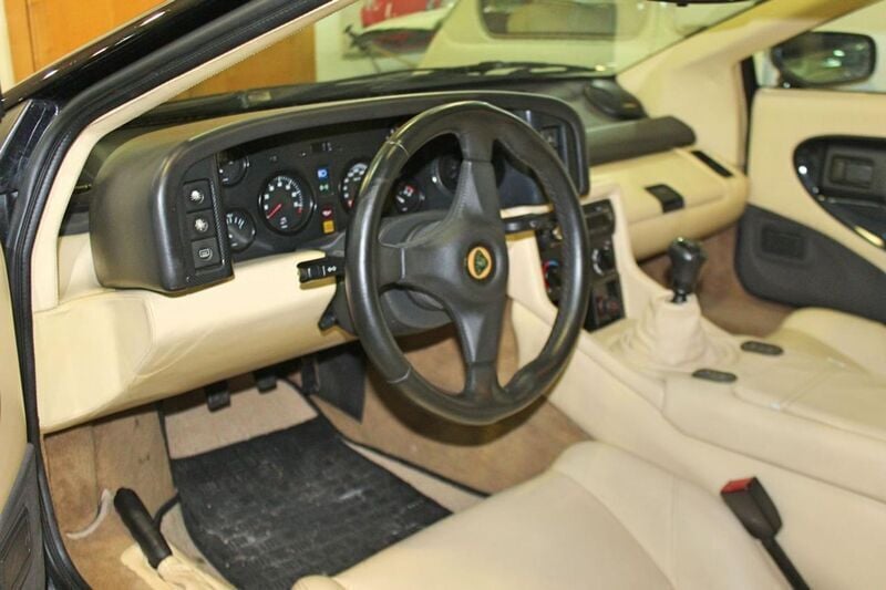 Usato 1995 Lotus Esprit 2.0 Benzin 263 CV (54.999 €)