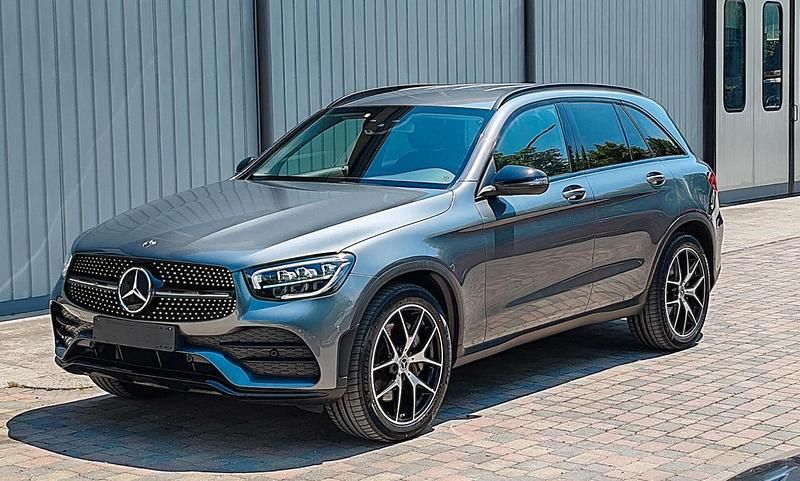 Usata Mercedes GLC300e Premium Plus 269 CV (197 kW) 2022 Grigio SUV