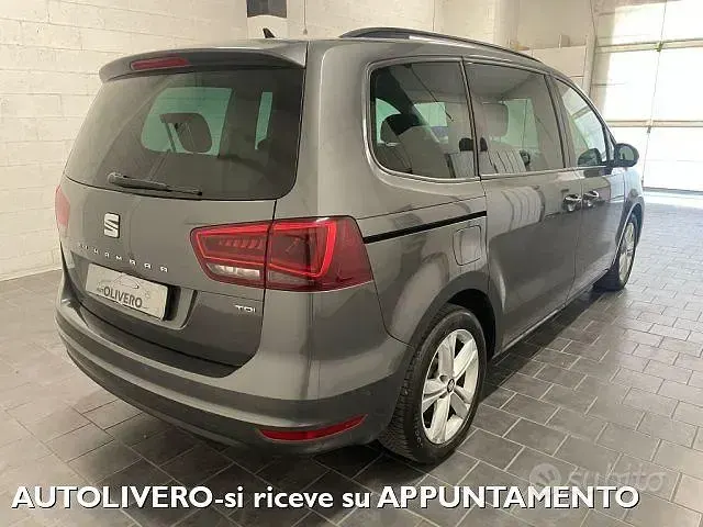 Usata Seat Alhambra Style 150 CV (110 kW) 2017 Grigio Monovolume