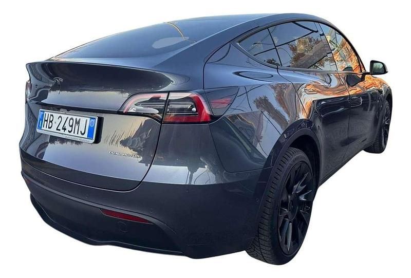 Usata Tesla Model Y Long Range AWD 378 kW (514 CV) 2022 Grigio(met.) SUV