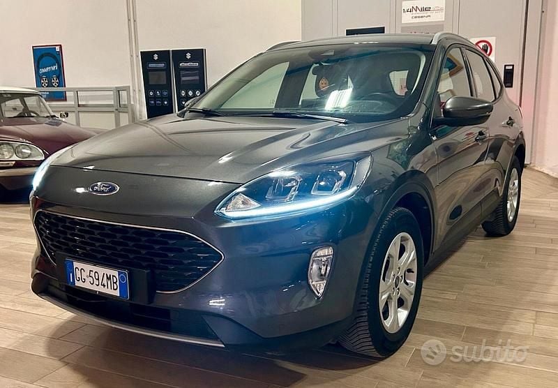 Usata Ford Kuga ST-Line 120 CV (88 kW) 2022 Grigio SUV