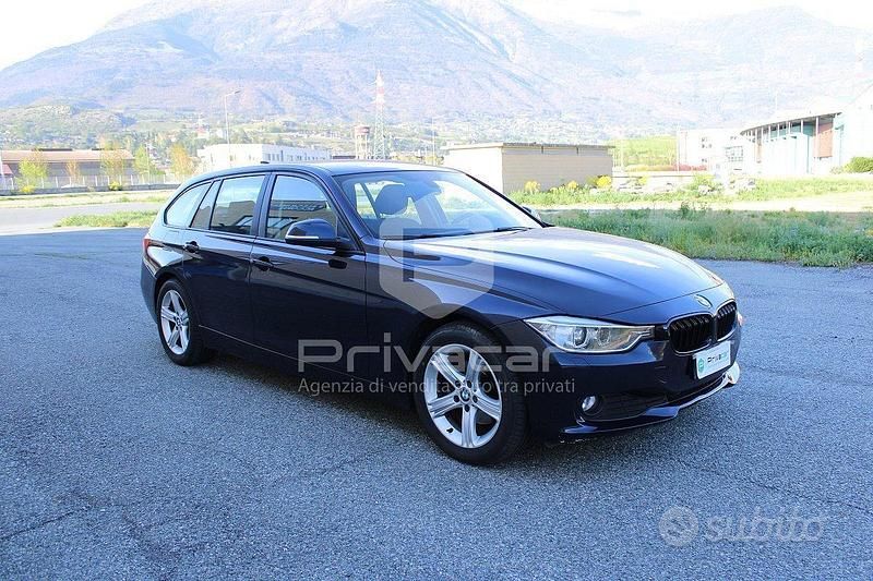 Usata BMW 320 Efficient Dynamics 190 CV (139 kW) 2015 Blu Station wagon