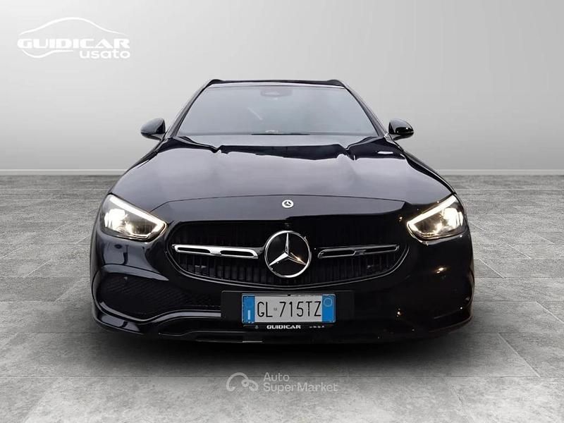 Usata Mercedes C220 Premium Plus 200 CV (147 kW) 2022 Nero metallizzato Station wagon