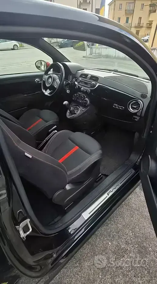 Usata Abarth 500 135 CV (99 kW) 2010 Berlina