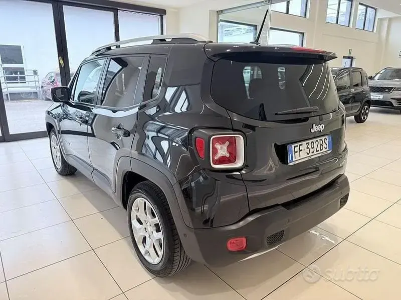 Usata Jeep Renegade Limited 120 CV (88 kW) 2016 Nero SUV