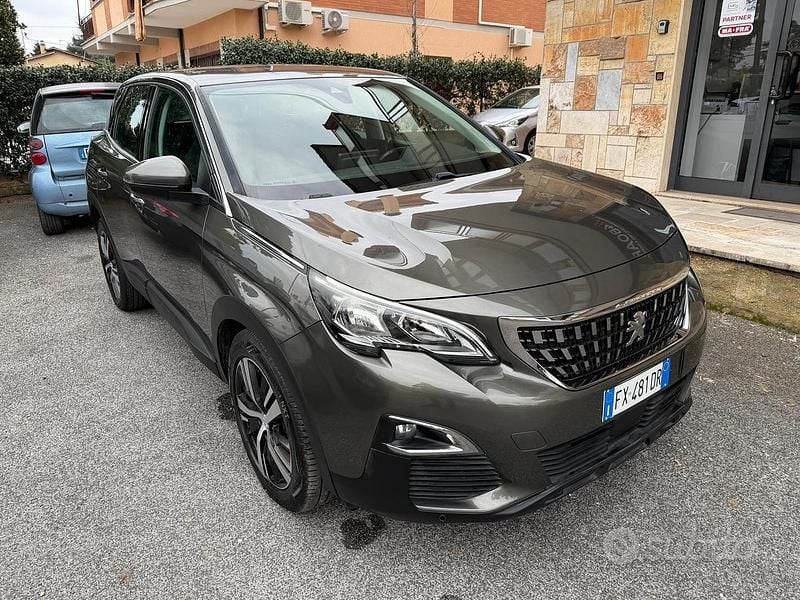 Usata Peugeot 3008 Business-Line 131 CV (96 kW) 2019 Grigio SUV