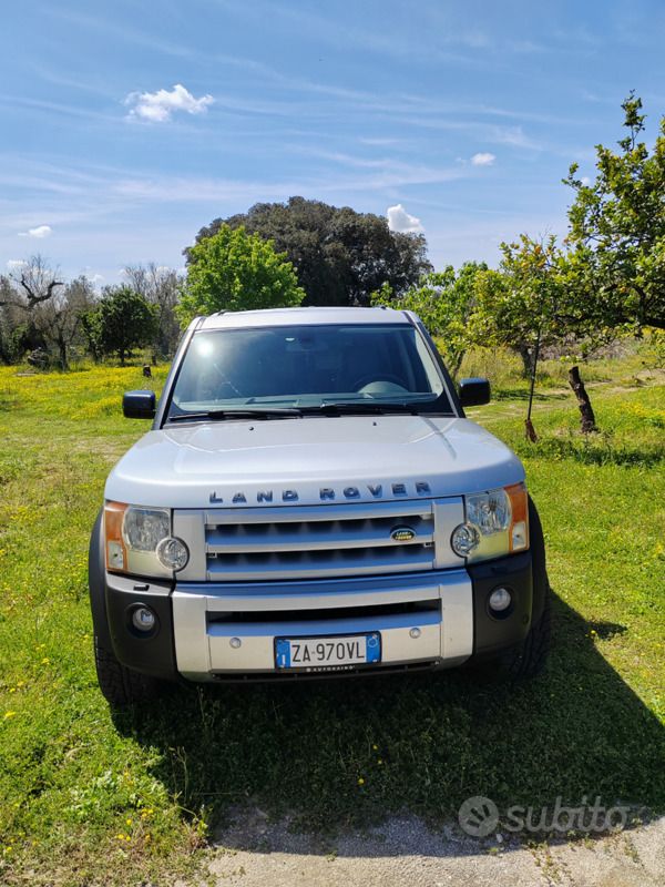 Grigio Usata 2007 Land Rover Discovery 3 SUV | 9989 € (Molto cara) - Immagine 1/4