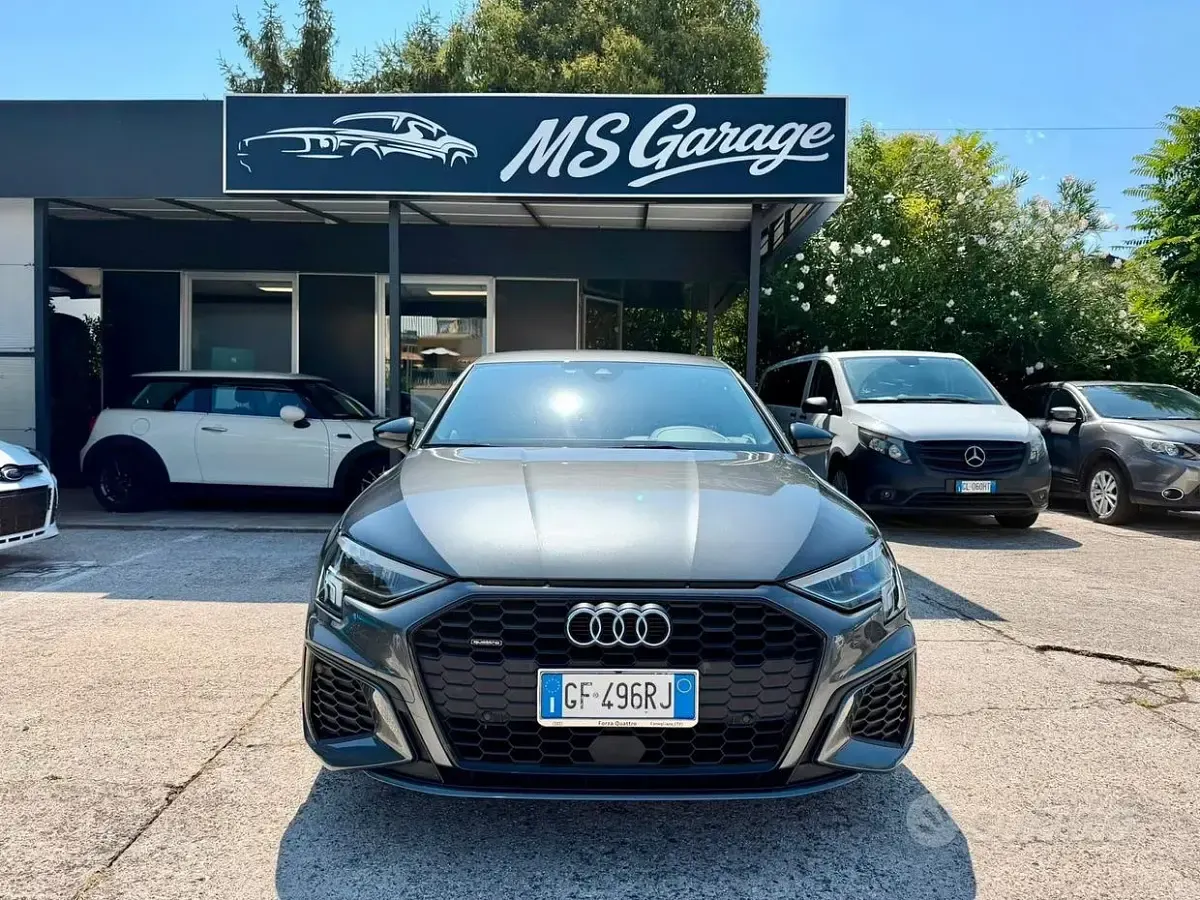 Usata Audi A3 Comfort 200 CV (147 kW) 2021 Grigio Berlina