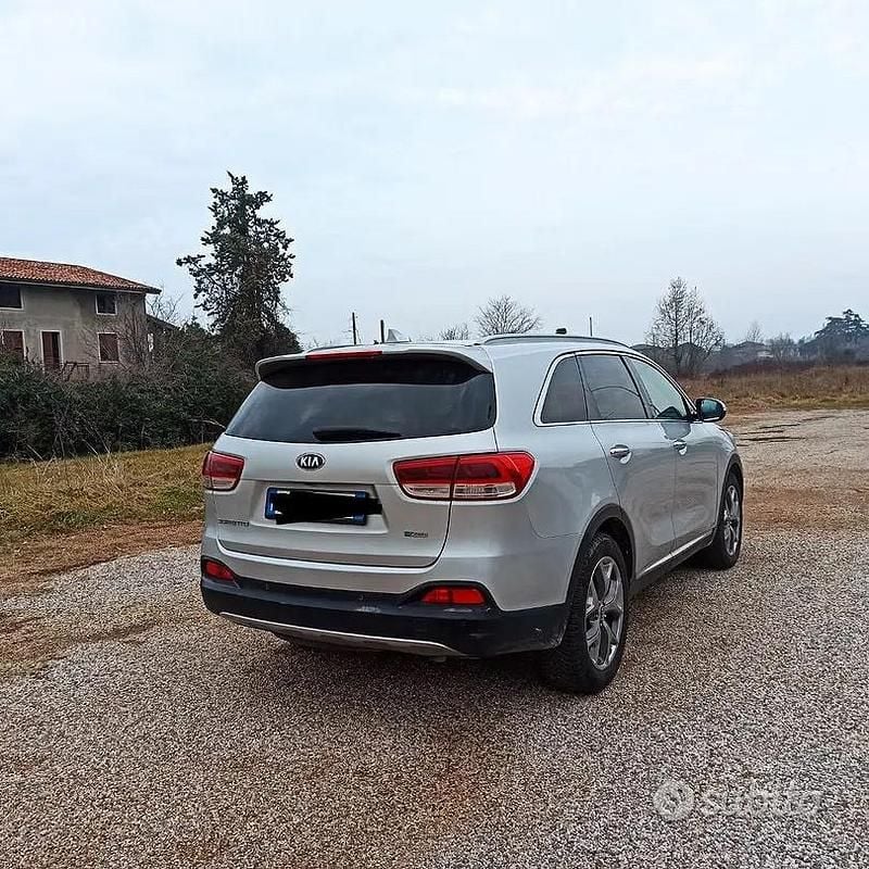 Usata Kia Sorento 200 CV (147 kW) 2015 Grigio SUV