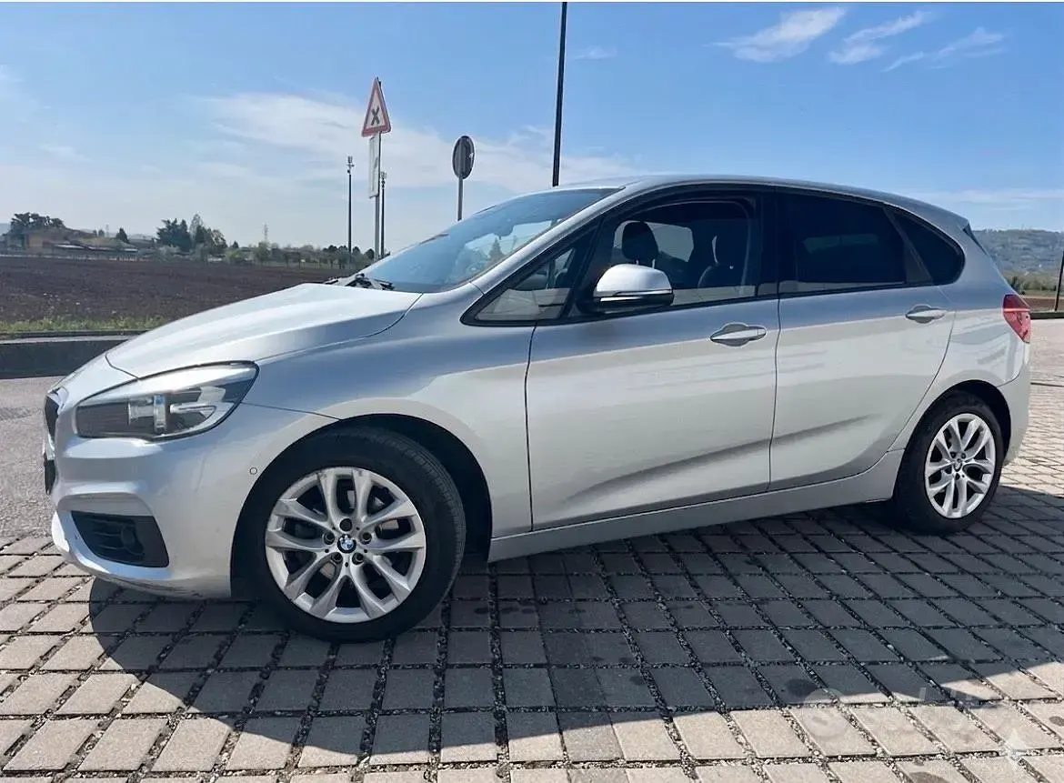 Usata BMW 216 Active Tourer 2015 Grigio Monovolume