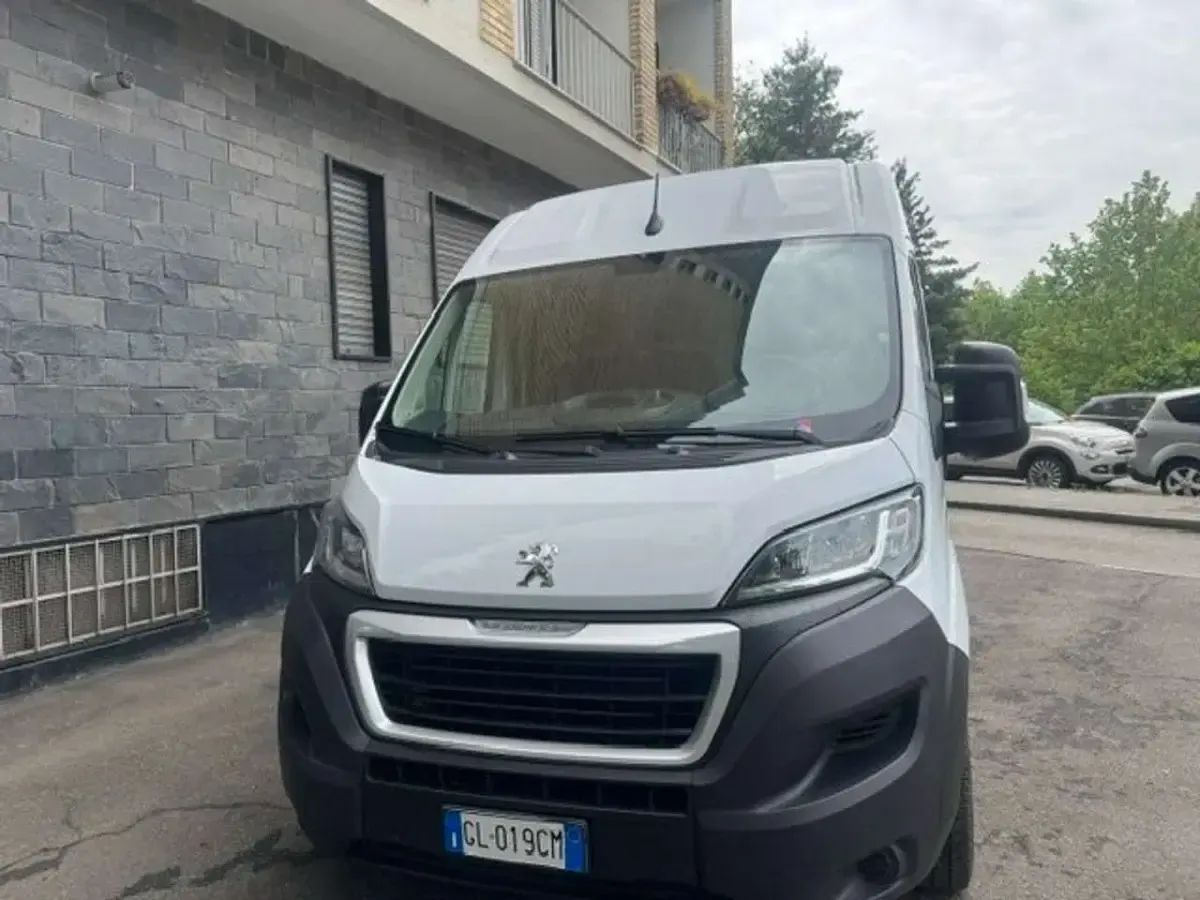 Usata Peugeot Boxer S 140 CV (102 kW) 2022 Bianco Furgone