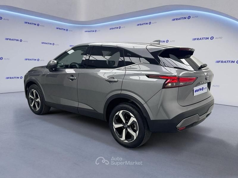 Usata Nissan Qashqai N-Connecta 140 CV (102 kW) 2024 Gray SUV