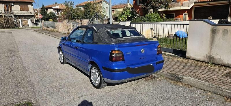 Usata VW Golf Cabriolet Highline 110 CV (80 kW) 1998 Cabrio