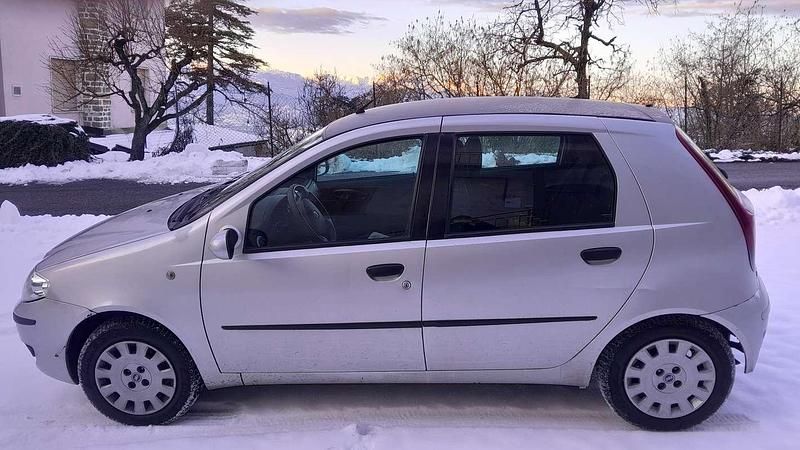 Usata Fiat Punto Classica 60 CV (44 kW) 2007 Argento Berlina
