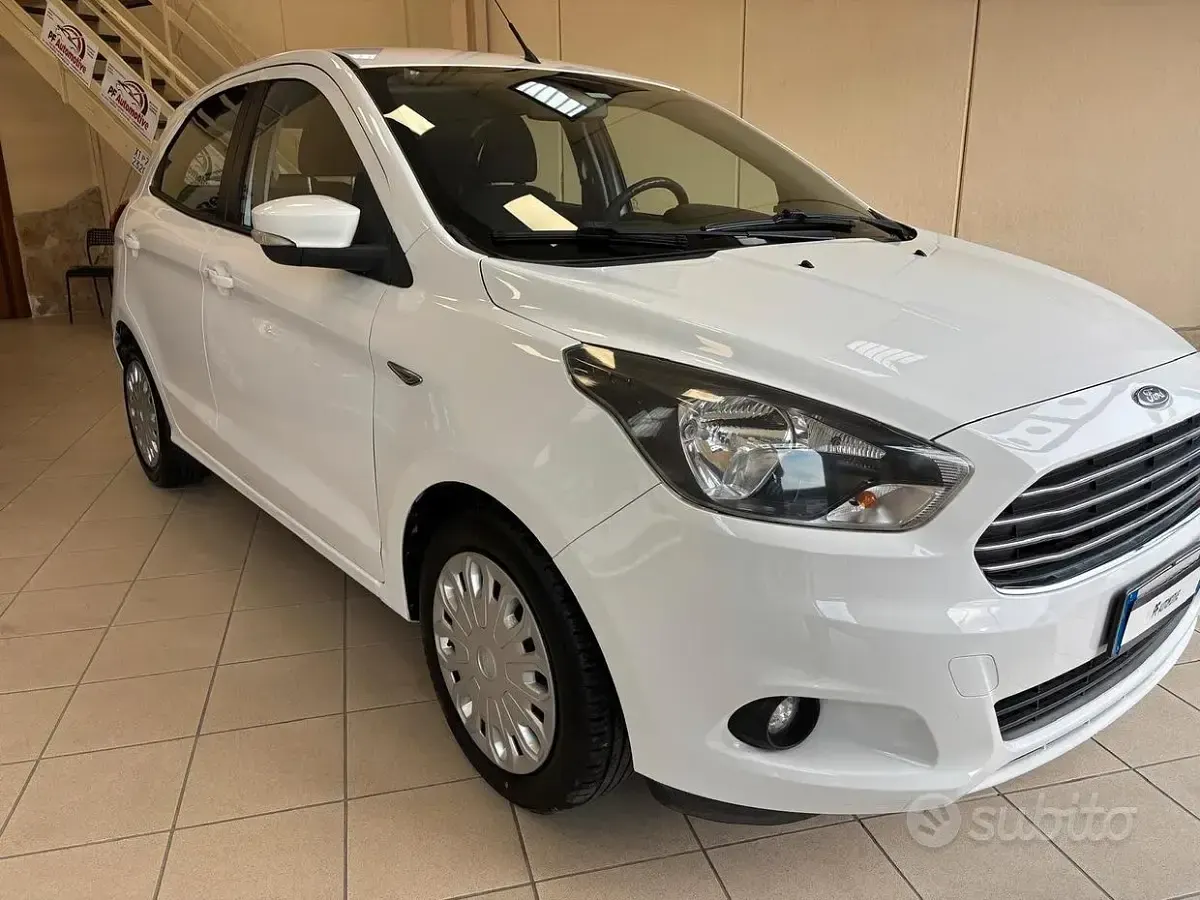 Usata Ford Ka 71 CV (52 kW) 2017 Bianco Berlina