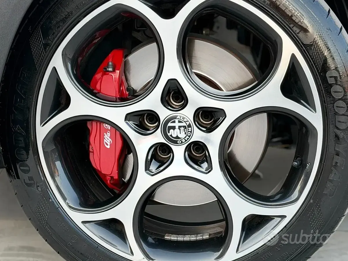 Usata Alfa Romeo Tonale Ti 131 CV (96 kW) 2024 Bianco SUV