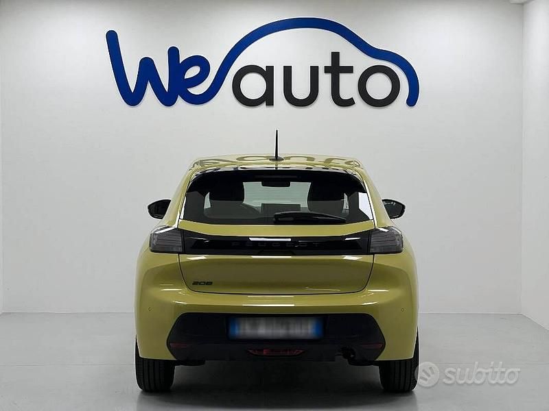Usata Peugeot 208 Style 75 CV (55 kW) 2024 Giallo Utilitaria