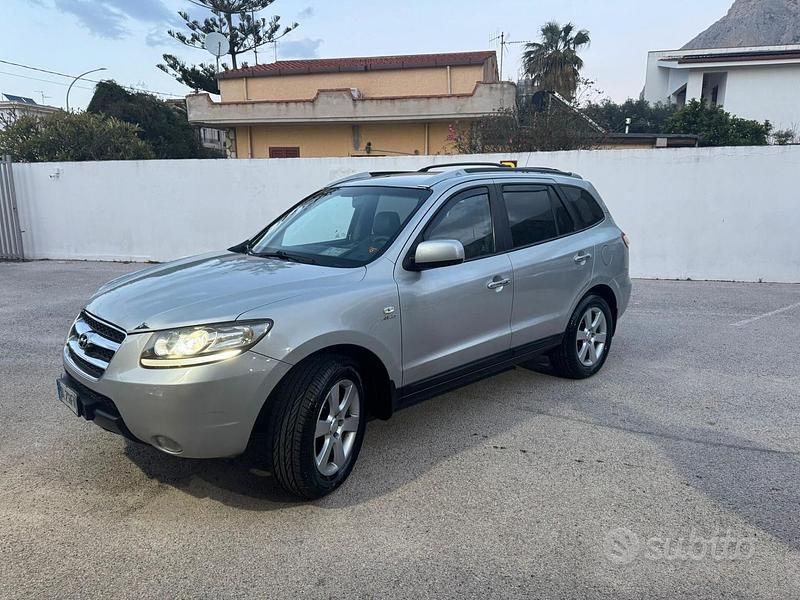 Usata Hyundai Santa Fe 154 CV (113 kW) 2007 Grigio SUV