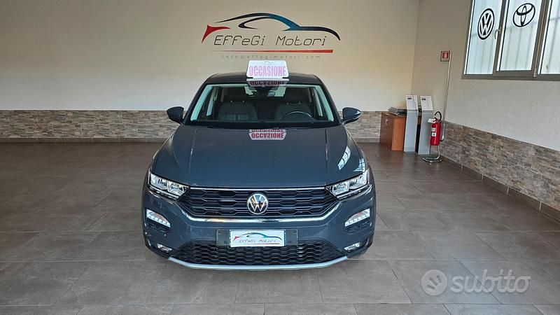 Usata VW T-Roc Style 110 CV (80 kW) 2022 Grigio SUV