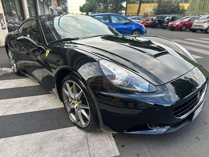 Usata Ferrari California 460 CV (338 kW) 2011 Nero Cabrio