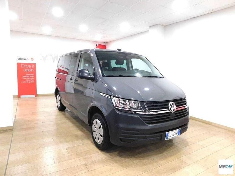 Grigio Usata 2022 VW Caravelle Trendline Monovolume | 26.500 € (Buon prezzo) - Immagine 1/4