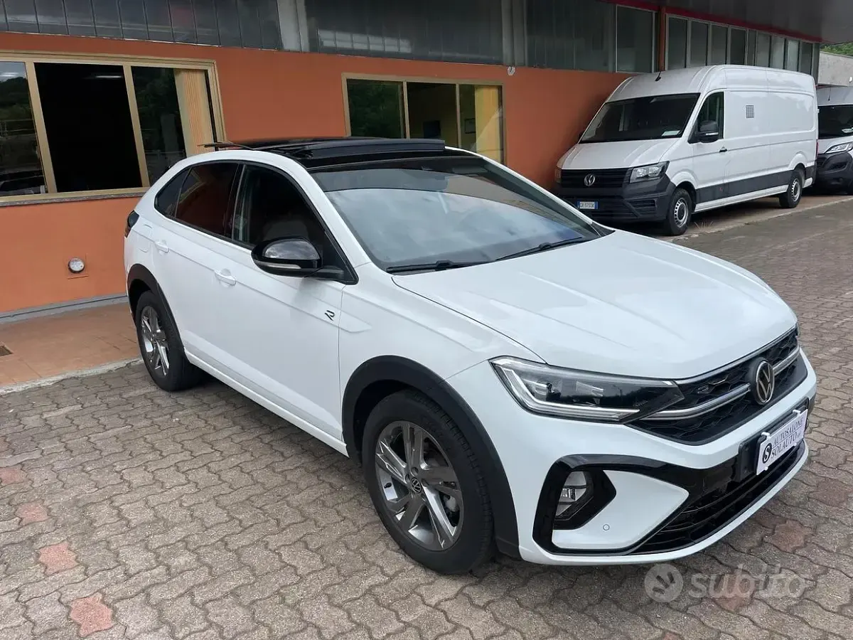 Usata VW Taigo R-line 116 CV (85 kW) 2024 Bianco SUV