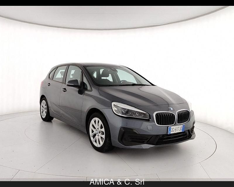 Grigio Usata 2021 BMW 225 Active Tourer iPerformance Monovolume | 14.500 € (Ottimo prezzo) - Immagine 1/4