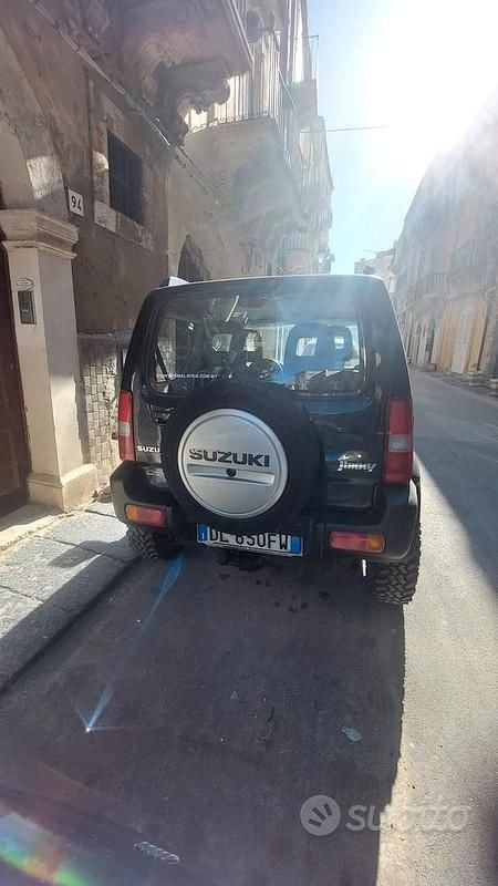 Usata Suzuki Jimny 86 CV (63 kW) 2007 Blu SUV