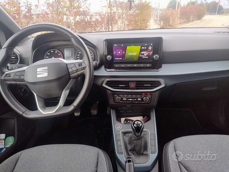 Usata Seat Arona Xperience 95 CV (69 kW) 2022 Grigio SUV
