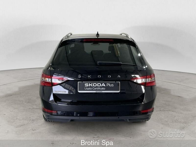 Usata Skoda Superb Executive 150 CV (110 kW) 2023 Nero Station wagon