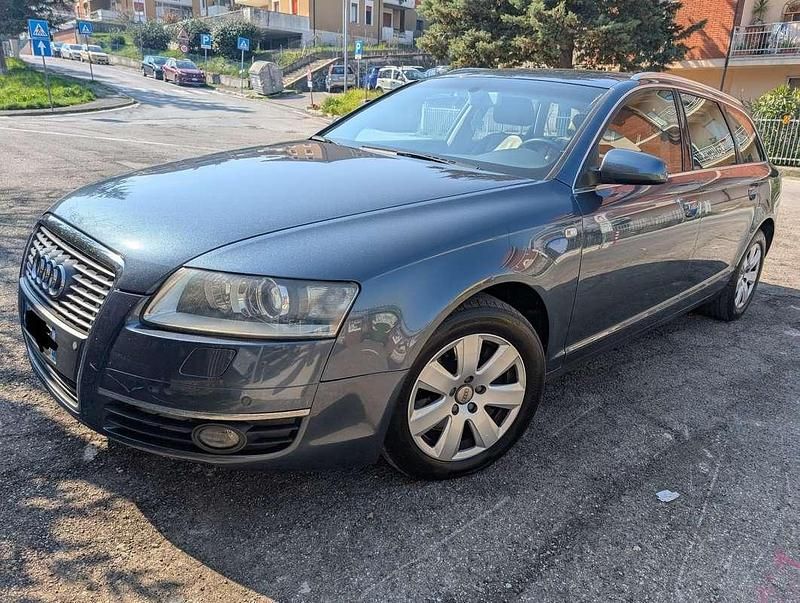 Usata Audi A6 Ambiente 224 CV (164 kW) 2005 Blu/azzurro Station wagon