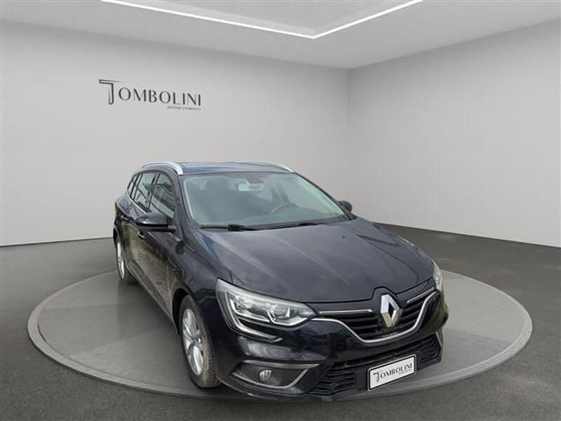 Usata Renault Mégane IV Zen 110 CV (80 kW) 2017 Nero Berlina