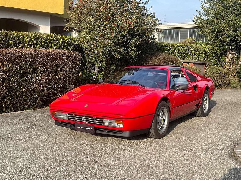 Usata Ferrari 208 253 CV (186 kW) 1988 Rosso Coupé