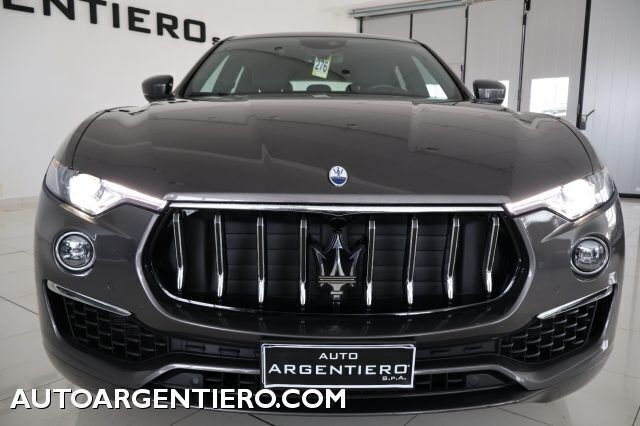 Usato 2022 Maserati Levante 2.0 El_Benzin 330 CV (63.900 €)