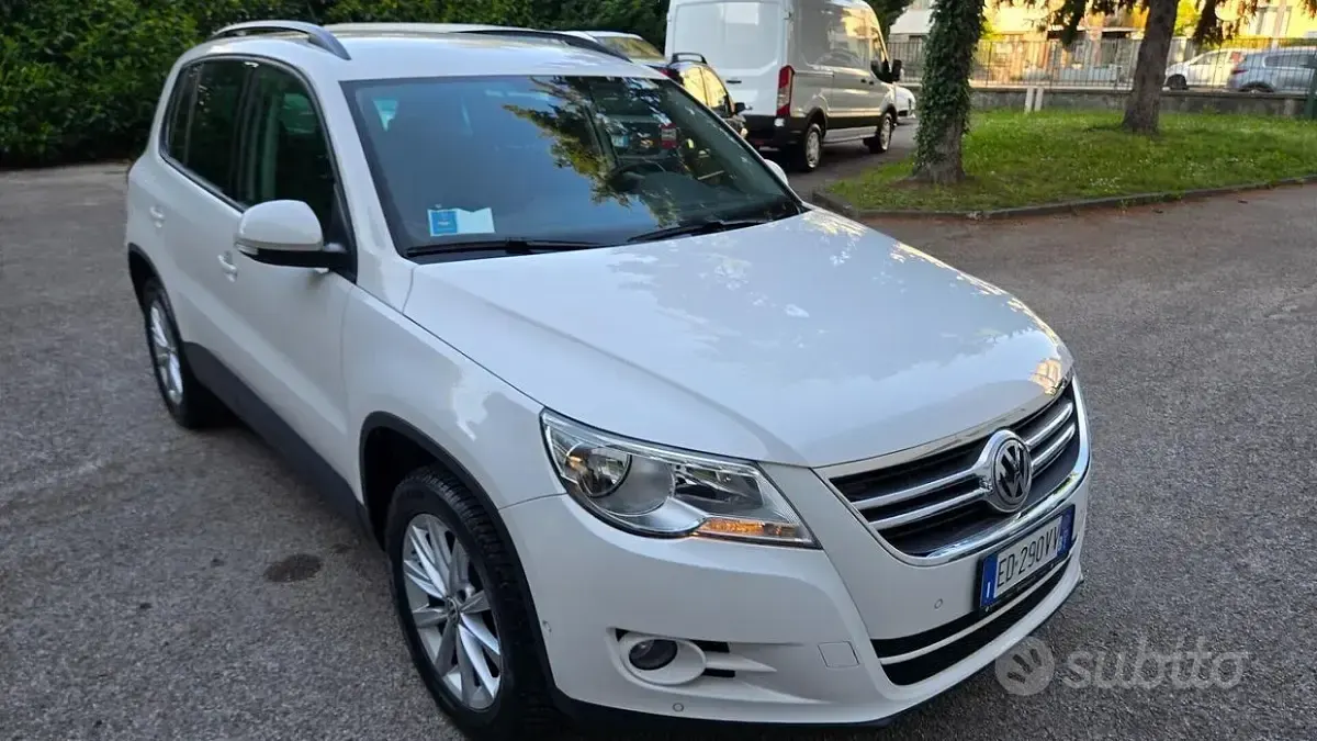 Usata VW Tiguan 160 CV (117 kW) 2011 Bianco SUV