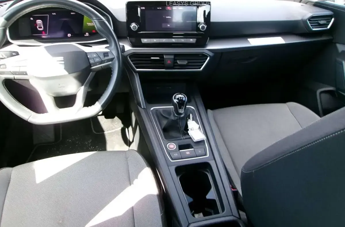 Usata Seat Leon ST Style 116 CV (85 kW) 2023 Nero Station wagon