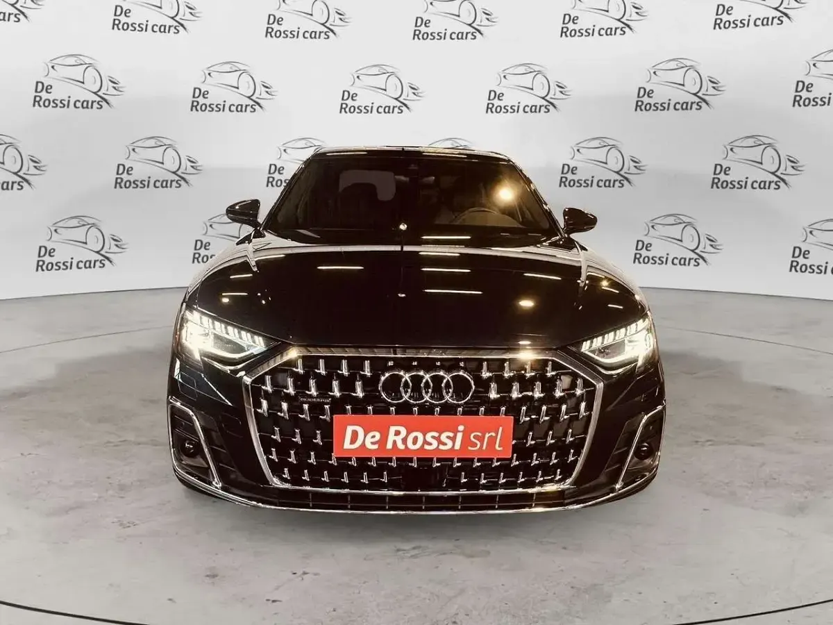 Usata Audi A8 Ambiente 286 CV (210 kW) 2023 Blu Berlina