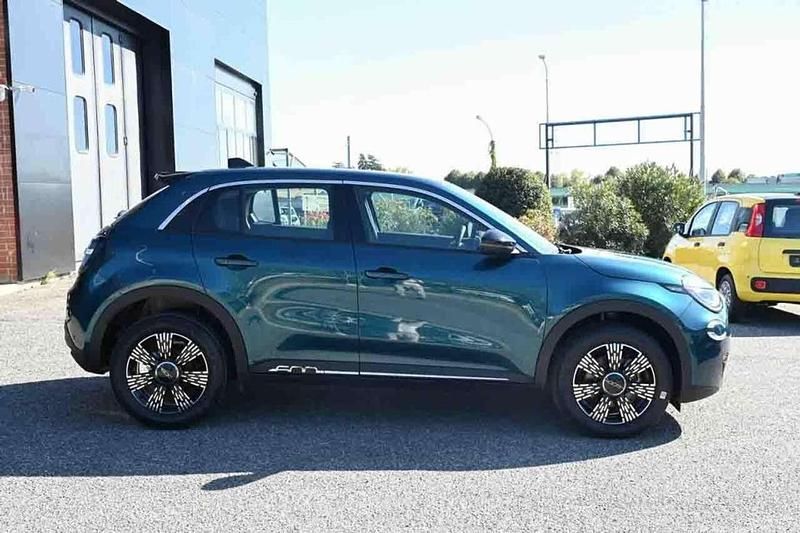 Nuova Fiat 600 Pop 101 CV (74 kW) 2026 Blu SUV