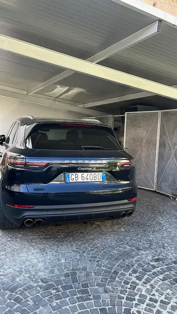 Usata Porsche Cayenne 441 CV (324 kW) 2018 Blu SUV