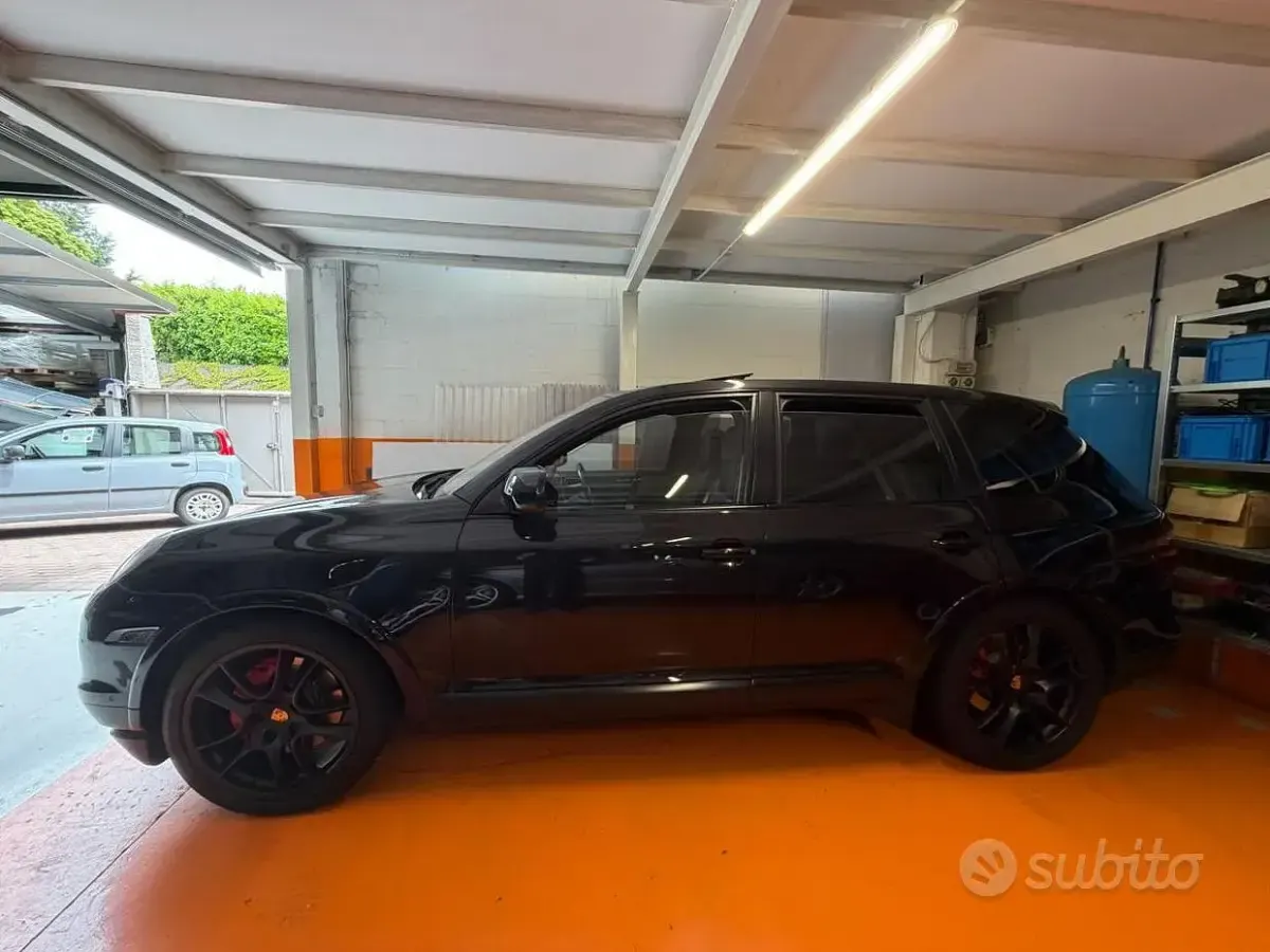 Usata Porsche Cayenne Turbo 500 CV (367 kW) 2008 Nero SUV