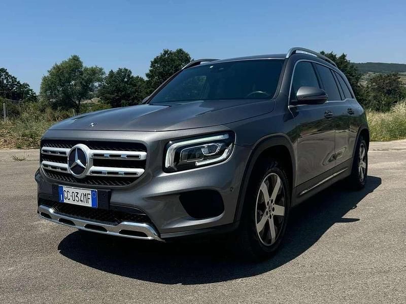 Usata 2020 Mercedes GLB200 Premium SUV | 23.500 € (Buon prezzo) - Immagine 1/4