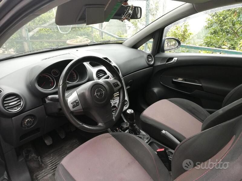 Occasion Opel Corsa 90 ch (66 kW) 2006 Noir Citadine