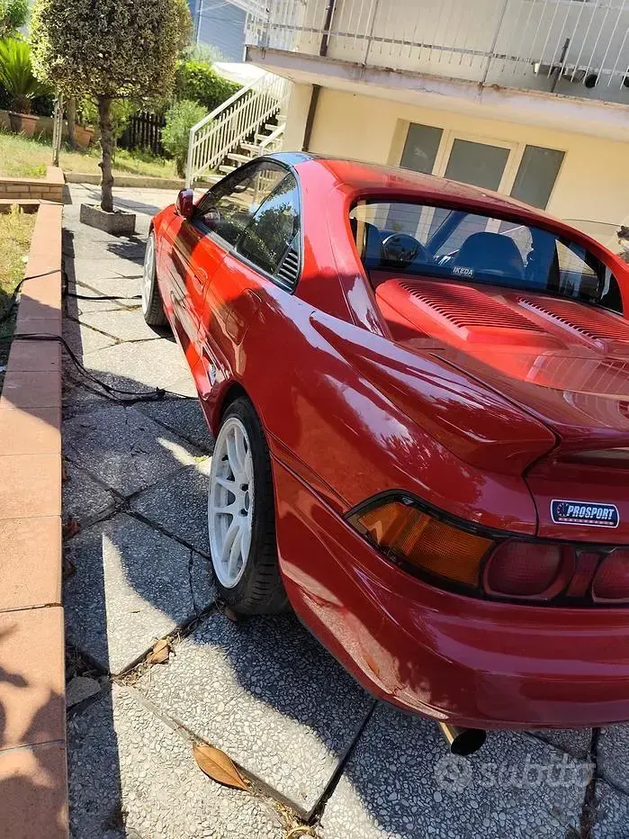 Usata Toyota MR2 245 CV (180 kW) 1991 Rosso Cabrio