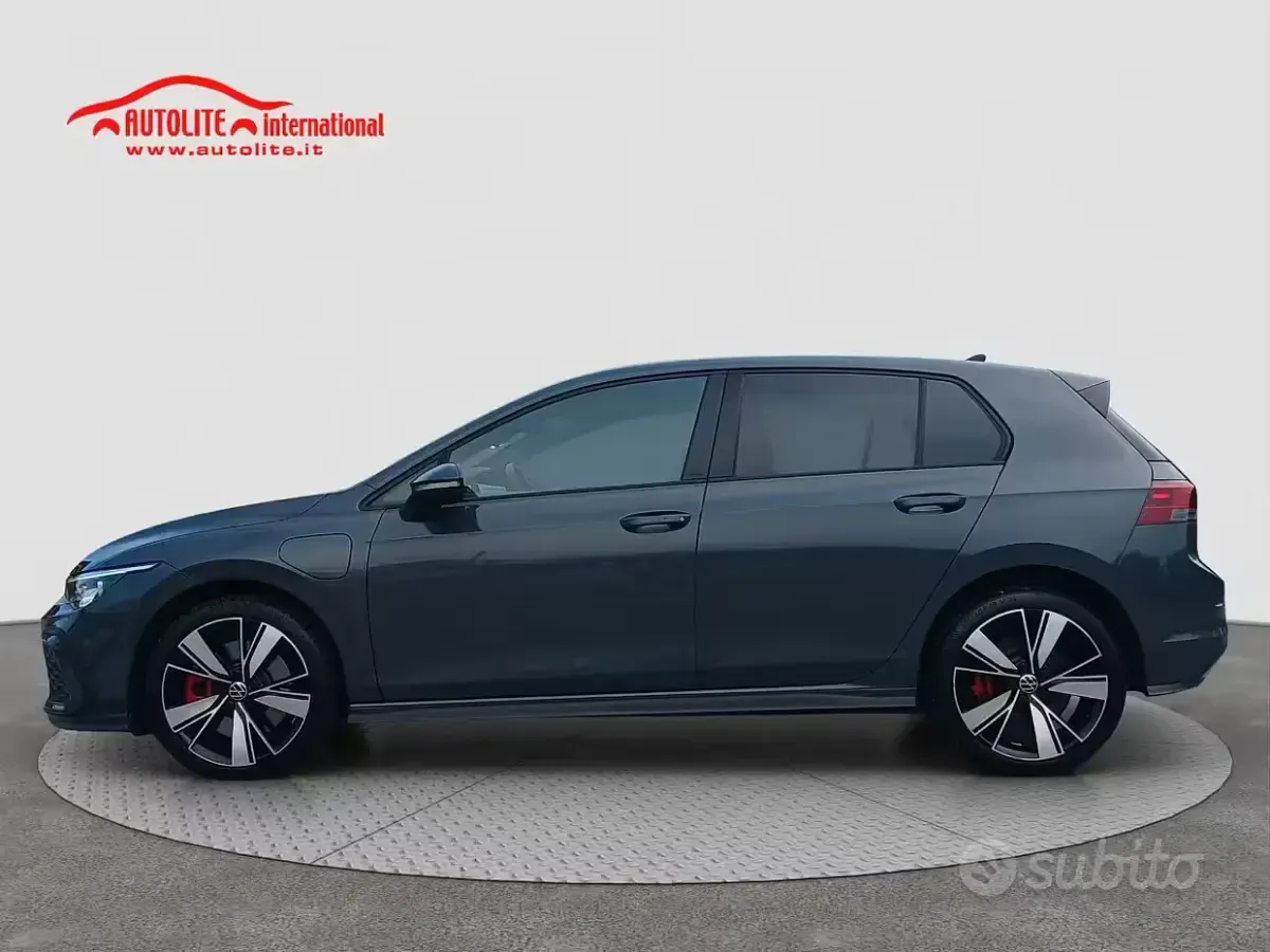 Usata VW Golf VIII GTE 150 CV (110 kW) 2022 Giallo Berlina