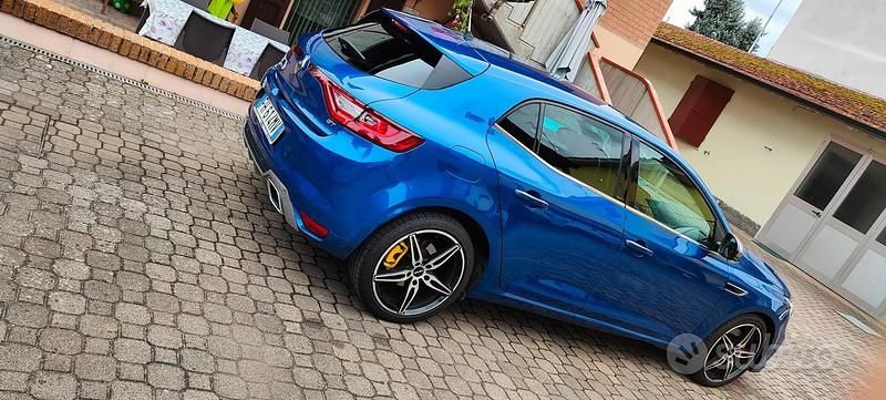 Usata Renault Mégane GT Line GT 205 CV (150 kW) 2017 Blu Berlina