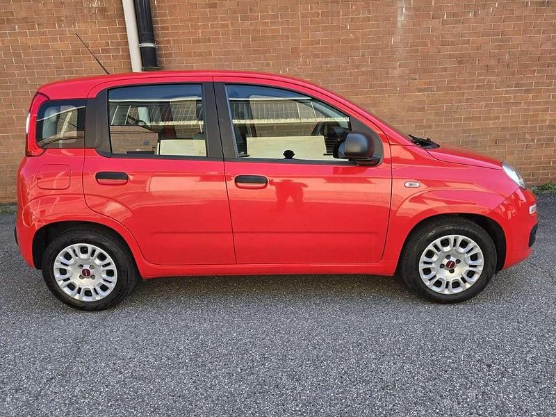 Usata Fiat Panda S 69 CV (50 kW) 2021 Rosso Utilitaria