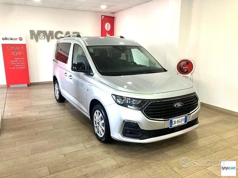 Usata Ford Tourneo Connect 122 CV (89 kW) 2023 Grigio Monovolume