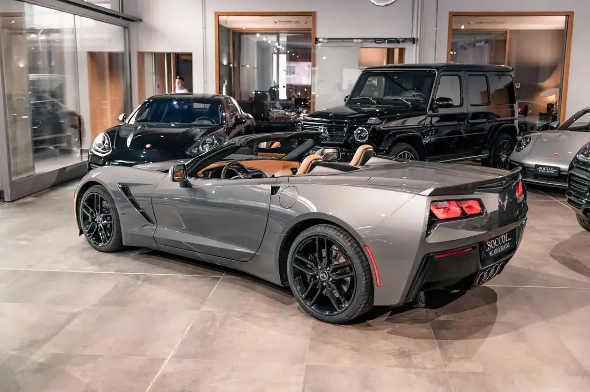 Usata Corvette Stingray 466 CV (342 kW) 2015 Antracite Cabrio